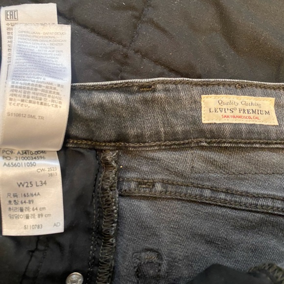 Levi’s Premium Jeans - Picture 5 of 5